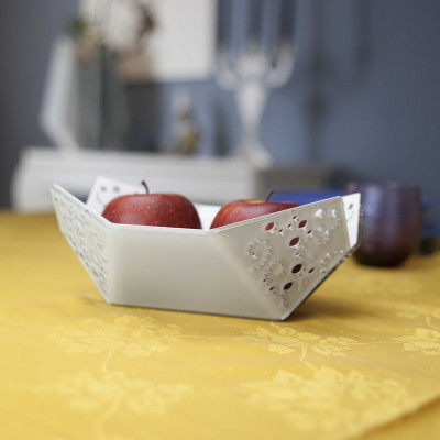  I Dettagli - Mira - Porta frutta in plexiglass traforato dalle linee moderne ed eleganti - SKU: CP609 