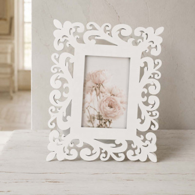 I Dettagli Lady Portafoto da tavolo piccolo in legno dal design moderno ed elegante Foto 10x15 Colore: Bianco