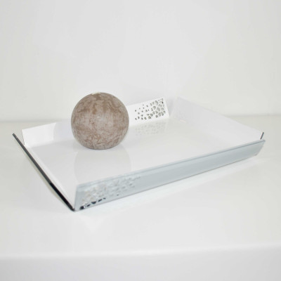 I Dettagli Alhena Vassoio piccolo in plexiglass traforato dal design moderno ed elegante Colore: Grigio