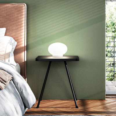 Ideal lux - Smarties - Abatjour da comodino con base in metallo e diffusore in vetro soffiato - Colore: Bianco - 1 Lampadina G9 15W - IP20 - SKU: 032078