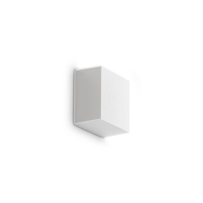 Ideal lux - Snow - Applique a led per esterni con struttura e diffusore in policarbonato - Colore: Bianco - 1 Lampadina Led Integrato 6W - IP65 - SKU: 32621