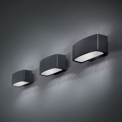 Ideal lux - Andromeda - Applique da esterno corta con struttura in alluminio e 2 diffusori in vetro - 1 Lampadina E27 60W - IP55 - SKU: 06686