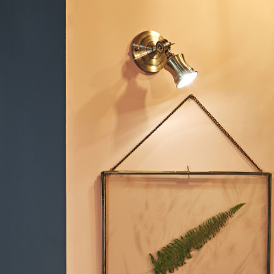 Ideal lux - Barber - Applique da parete dal design rustico con diffusore regolabile - Colore: Bronzo - 1 Lampadina GU10 28W - IP20 - SKU: 159997