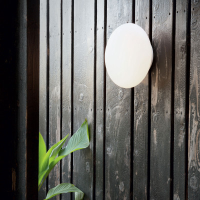 Ideal lux - Bubble - Applique da parete per esterni con struttura in alluminio e diffusore in pvc - Colore: Bianco - 2 Lampadine G9 15W - IP54 - SKU: 158907