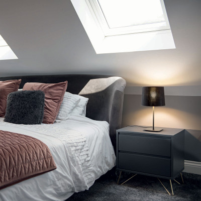 Ideal lux - Nordik - Lampada da comodino con struttura in metallo e diffusore in tessuto - Colore: Nero - 1 Lampadina E27 60W - IP20 - SKU: 161686