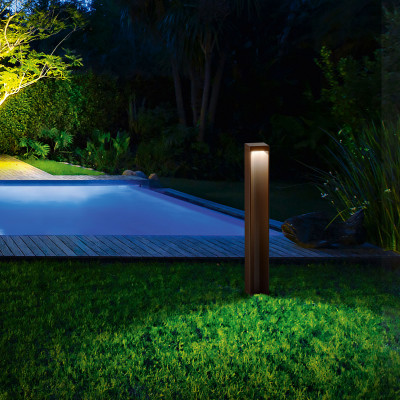 Ideal lux - Kurt - Lampione da giardino a led con struttura in alluiminio e diffusore in vetro - 1 Lampadina Led Integrato 11W - Lumen 1150 - Gradi Kelvin 3000k Luce Calda - IP54 - SKU: 30684