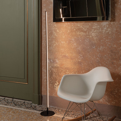 Ideal lux - Yoko - Lampada da terra a led struttura in metallo e diffusore in policarbonato - 1 Lampadina Led Integrato 16W - Lumen 1700 - Gradi Kelvin 3000k Luce Calda - IP20 - SKU: 25887