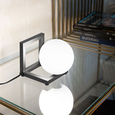  Ideal lux - Angolo - Lampda da tavolo di design con struttura in metallo e diffusore in vetro - 1 Lampadina G9 28W - IP20 - SKU: 28431 