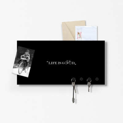 Design Object Portachiavi da parete con lavagna magnetica e portadocumenti "LIFE IS GOOD" Colore: Nero