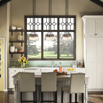 Kichler Brinley Lampadario in acciaio dal design industrial con 6 diffusori a grappolo in vetro Colore: Bronzo