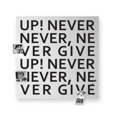 Design Object - Lavagna magnetica con accessori magnetici per foto e appunti "NEVER GIVE UP" - Colore: Bianco - SKU: IT616W