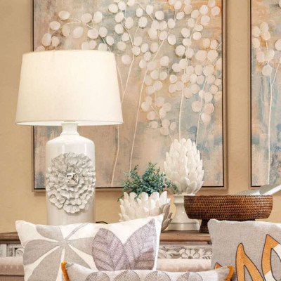  L'Oca Nera - Modern Country - Lampada da tavolo moderna con base in porcellana e diffusore in tessuto - Colore: Panna - 1 Lampadina E27 60W - SKU: 1G163 