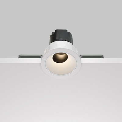Maytoni - Wise - Faretto a incasso con diffusore a LED e struttura in alluminio - Colore: Bianco - 1 Lampadina - Led Integrato - 7W - Lumen 390 - Gradi Kelvin 3000k Luce Calda - IP20 - SKU: DL057-7W3K-W
