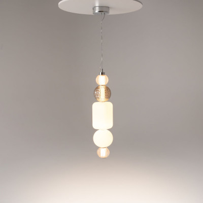 Maytoni - Collar - Lampada a sospensione a LED grande struttura in metallo e diffusore in vetro - Colore: Oro - 1 Lampadina Led Integrato 35W - Lumen 1600 - Gradi Kelvin 3000k Luce Calda - IP20 - SKU: P069PL-L35G3K1