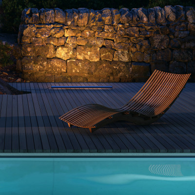 Maytoni - Edge - Lampada da terra da esterno con diffusore a led in alluminio dal design moderno - 1 Lampadina Led Integrato 15W - Lumen 1000 - Gradi Kelvin 3000k Luce Calda - IP 65 - SKU: O415FL-L15