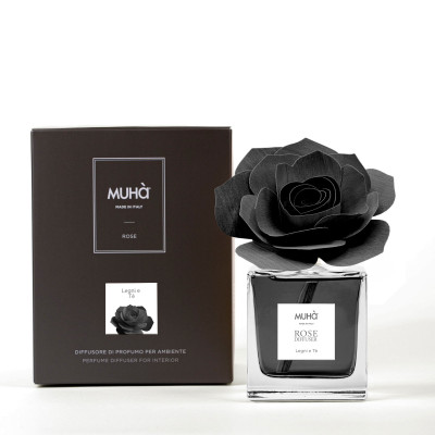 Muhà - Rose - Profumazione per ambiente diffusore in bottiglia con bastoncino a fiore - Colore: Nero - SKU: L106