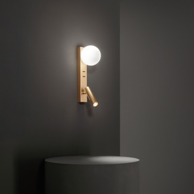 Perenz - Fog - Applique a led con struttura in metallo dal design moderno e diffusore in vetro - Colore: Oro - 2 Lampadine - Led Integrato - 9W - Lumen 240 - Gradi Kelvin 3000k Luce Calda - IP20 - SKU: 8484ORLC