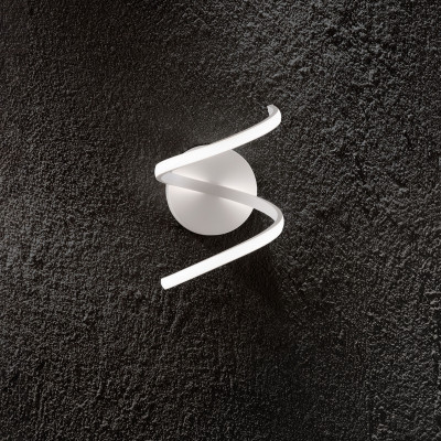 Perenz - Nest - Applique da parete a led struttura in metallo - Colore: Bianco - 1 Lampadina Led Integrato 18W - Lumen 1440 - Gradi Kelvin 3000k Luce Calda - IP20 - SKU: 6395BCTD