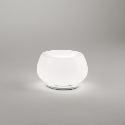 Perenz - Kave - Lampada da tavolo a led con struttura in metallo e diffusore in vetro - Colore: Bianco - 1 Lampadina - Led Integrato - 12W - Lumen 960 - Gradi Kelvin 3000k Luce Calda - IP20 - SKU: 8534BLC