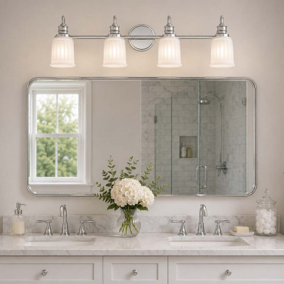 Quoizel Swell Applique LED moderna per bagno in acciaio con 4 diffusori in vetro Colore: Cromato
