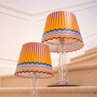  Vesta - Brighella - Lampada da tavolo in plexiglass con lampadina a LED di design Rainbow - 1 Lampadina E27 100W - IP20 - SKU: 04246D48 