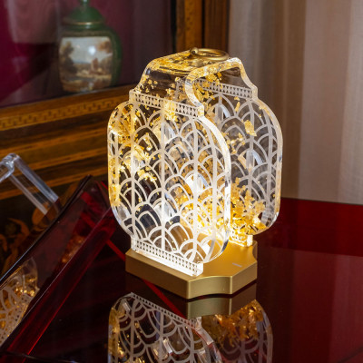  Vesta - Atena - Lampada da tavolo piccola ricaricabile a LED in plexiglass dal design moderno - Colore: Oro - 1 Lampadina Led Integrato 12W - Gradi Kelvin 4000k Luce Naturale - IP20 - SKU: 0439256 