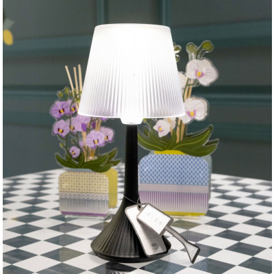  Vesta - Duse - Lampada da tavolo ricaricabile a led dal design moderno - 1 Lampadina Led Integrato 5W - Gradi Kelvin 4000k Luce Naturale - IP20 - SKU: 01957 