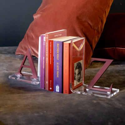 Vesta - Letters - Reggilibri set 2pz con struttura in plexiglass dalle linea moderna - Colore: Marsala - SKU: 0890294