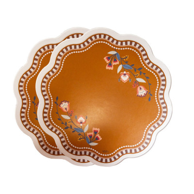 Vesta Set 2 sottopiatti con tovaglietta in ecopelle Colore: Marrone