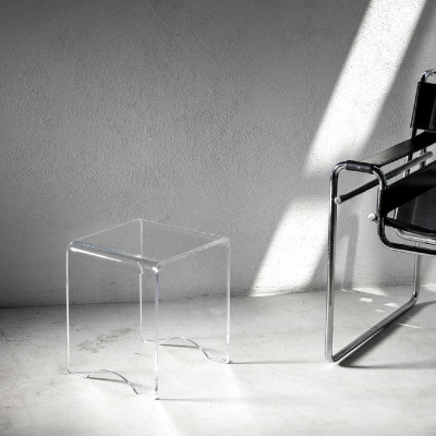 Vesta - Othello - Sgabello basso in plexiglass dal design moderno ed elegante - Colore: Trasparente - SKU: 0390200