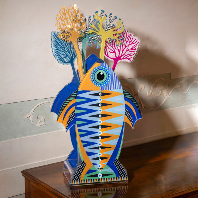Vesta - Pesce - Vaso grande in plexiglass con portafiori in vetro dal design moderno - Colore: Blu - SKU: 7502659