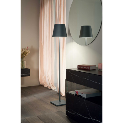 Zafferano - Poldina - Lampada da terra LED dimmerabile e ricaricabile "Poldina XXL PRO" - 1 Lampadina Led Integrato 10W - Lumen 510 - Gradi Kelvin 2200k-3000k - IP 54 - SKU: LD0360-