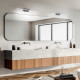 Lampada da parete lunga a LED con struttura in metallo in stile moderno