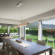 Lampada a sospensione moderna a LED con struttura in legno e metallo