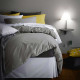 Applique da parete a LED in metallo e vetro per camera da letto