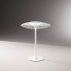 Lampada da tavolo a LED con struttura in metallo dal design moderno