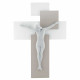 Crocifisso bianco dalle linee moderne con pannello in legno 12x17