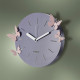 Orologio da parete in metallo con farfalle decorative