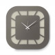 Orologio da parete minimalista dalle linee arrotondate