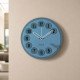 Orologio da parete rotondo dal design vintage con numeri in rilievo