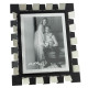 Portafoto da tavolo maxi in metallo dal design particolare