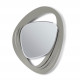 Specchio da parete in metallo dal design moderno