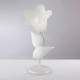 Lampada da tavolo con struttura linee classiche in metallo e diffusore in vetro