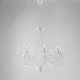 Lampadario grande con struttura in metallo dalle linee classiche
