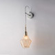 Lampada da parete con singolo diffusore in vetro dal design moderno ed elegante