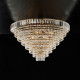 Lampada da soffitto classica con struttura grande in metallo e paralume in vetro