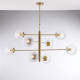 Lampadario grande in metallo con 8 diffusori dal design moderno ed elegante
