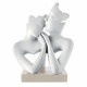Scultura da tavolo grande in marmorino dal design moderno con coppia innamorati