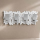 Appendiabiti di design moderno con pannello in legno a taglio laser con farfalle