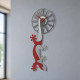 Orologio da parete in legno dal design moderno e particolare